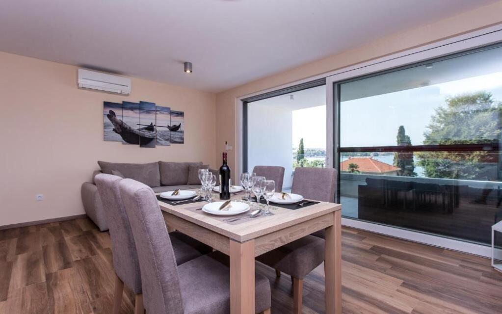 Apartments Marina Malinska Εξωτερικό φωτογραφία